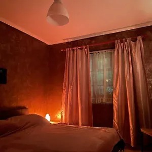 Apartamento Cozy Old Train Station Tirana