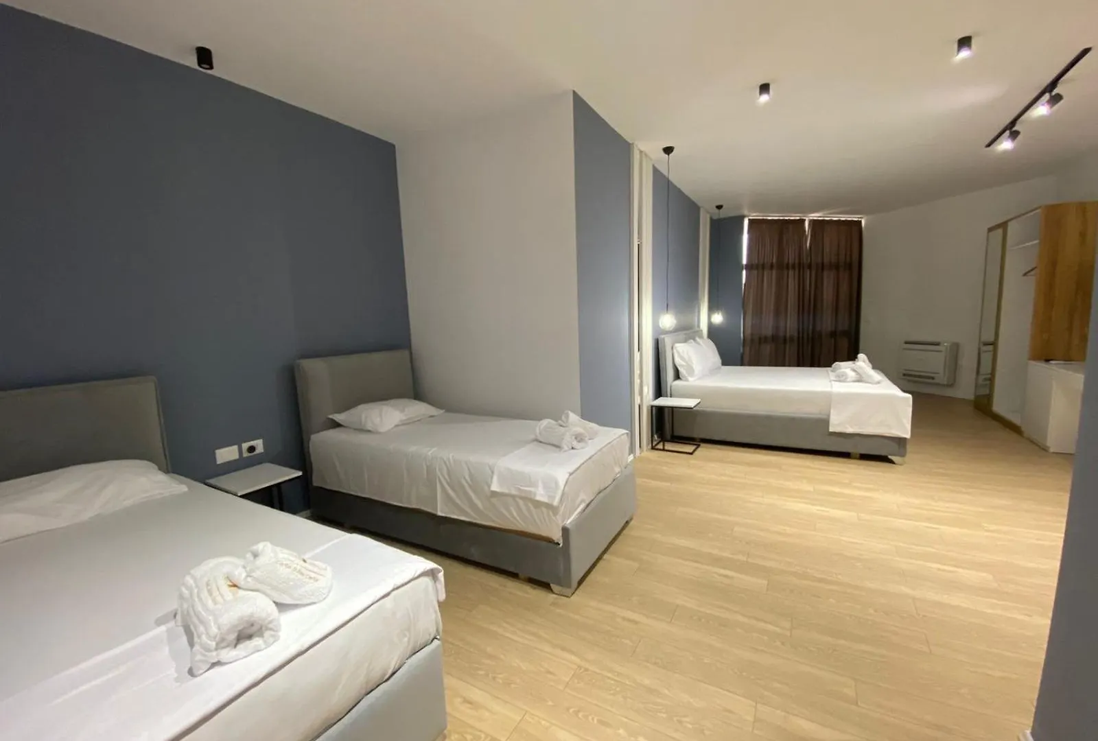Capital Suites Center Tirana 5*,  Albania